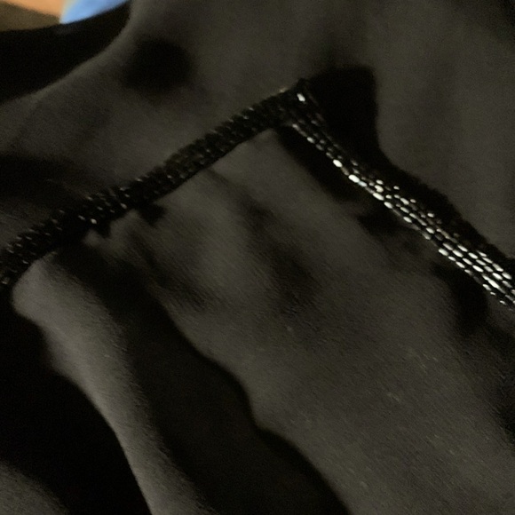 Black crepe wrap with black beading on edge ALL around - Picture 1 of 5